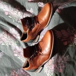 Bull Boxer dress shoes